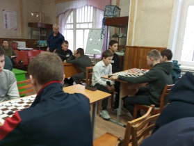 Соревнования по русским шашкам.